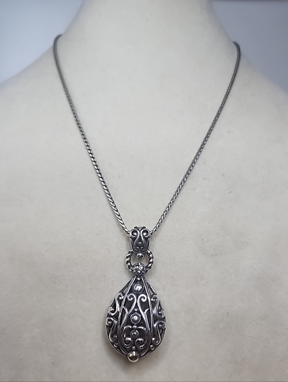 VTG Brighton Chain Necklace With Teardrop Open Rhinestone Pendant SilverTone 18"
